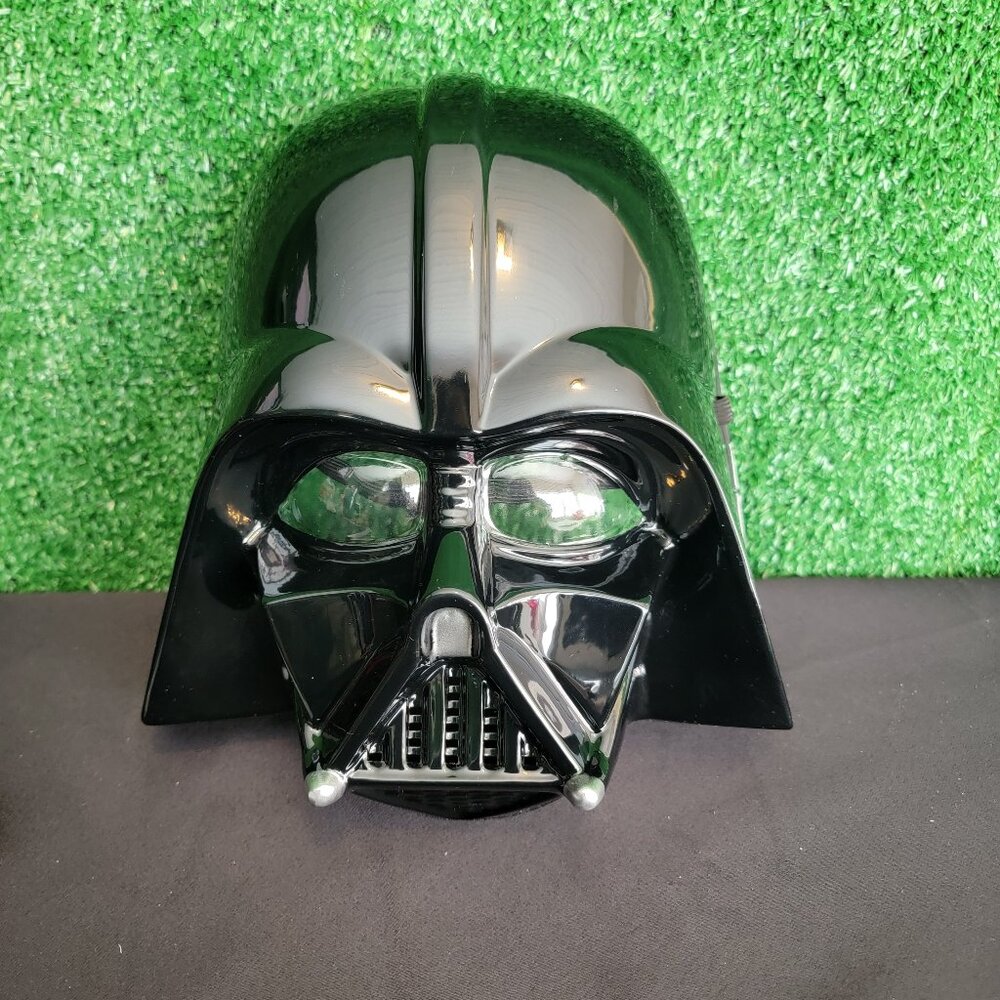 Star Wars Kids Darth Vader Light Plastic Mask #284 NEW